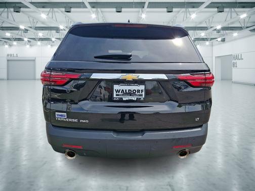 2022 Chevrolet Traverse LT Leather