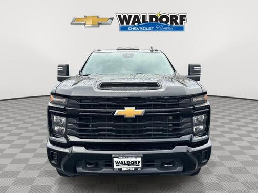Black 2024 Chevrolet Silverado 2500 Custom
