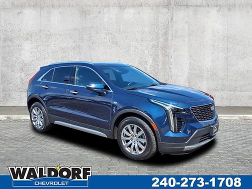 2022 Cadillac XT4 AWD Premium Luxury