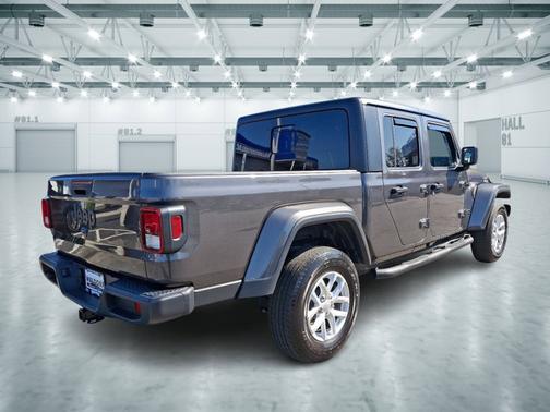 2023 Jeep Gladiator Sport S