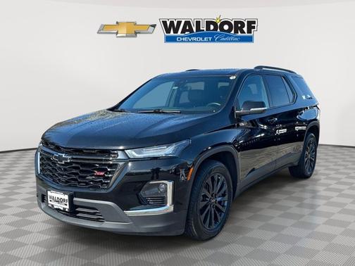 Mosaic Black Metallic 2022 Chevrolet Traverse RS