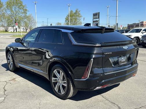 Stellar Black Metallic 2024 Cadillac LYRIQ Tech