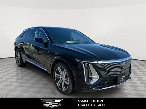 Stellar Black Metallic 2024 Cadillac LYRIQ Tech