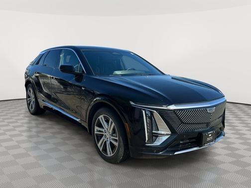Stellar Black Metallic 2024 Cadillac LYRIQ Tech