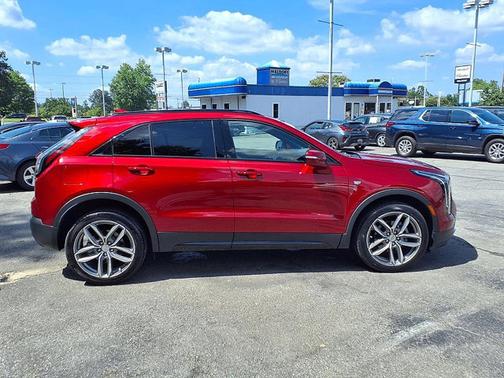 2023 Cadillac XT4 AWD Sport