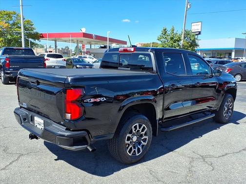 2024 Chevrolet Colorado 4WD LT