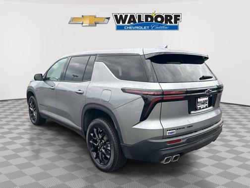 Sterling Gray Metallic 2024 Chevrolet Traverse AWD LS