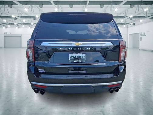 2021 Chevrolet Suburban High Country