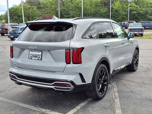 2022 Kia Sorento SX