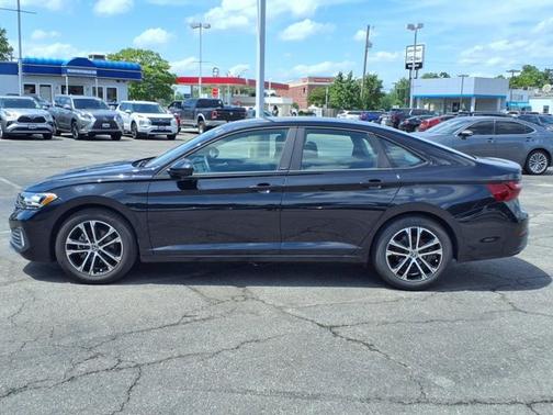 2024 Volkswagen Jetta Sport