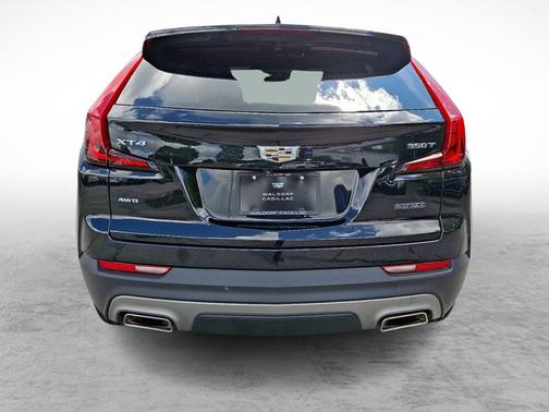 2021 Cadillac XT4 AWD Premium Luxury