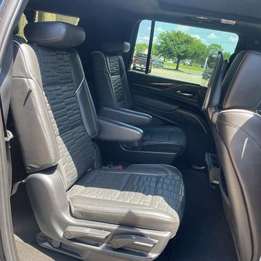 2022 Cadillac Escalade ESV Sport