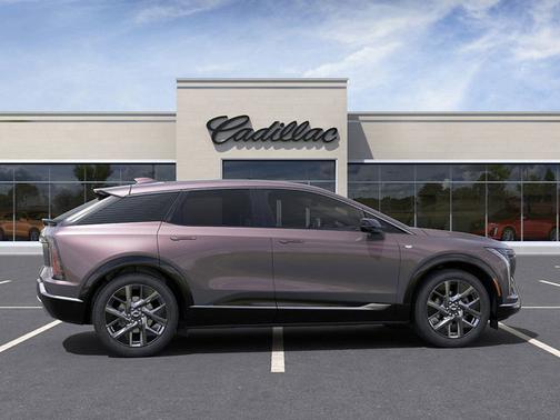 2025 Cadillac OPTIQ Luxury