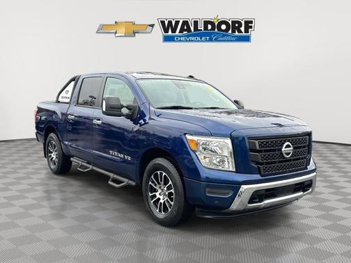 2020 Nissan Titan SV