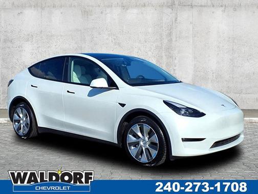 2023 Tesla Model Y Long Range
