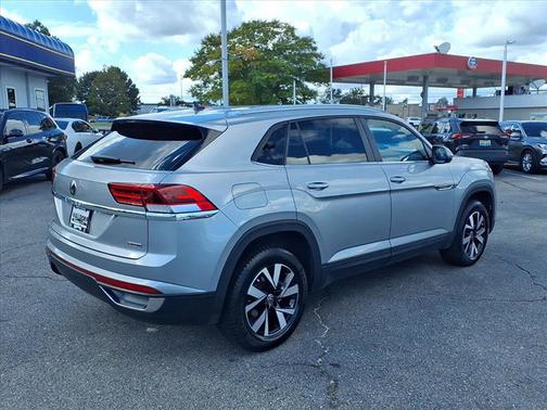 2022 Volkswagen Atlas Cross Sport 2.0T SE