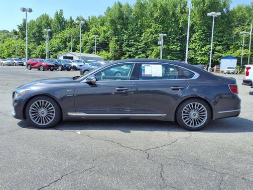 2019 Kia K900 Luxury