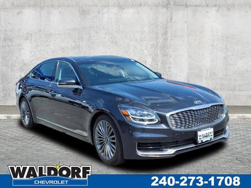 2019 Kia K900 Luxury