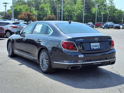 2019 Kia K900 Luxury
