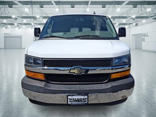 2018 Chevrolet Express 2500 LT