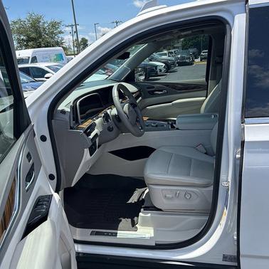 2023 Cadillac Escalade ESV 4WD Premium Luxury Platinum