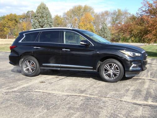 2017 INFINITI QX60 Base