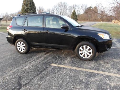 2009 Toyota RAV4 Base