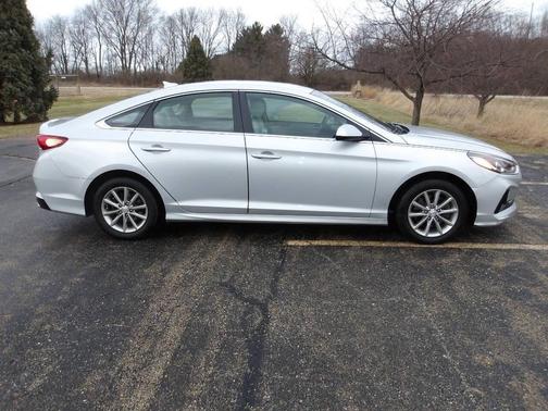 2019 Hyundai SONATA SE