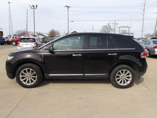 2013 Lincoln MKX Base
