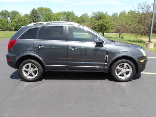 Gray 2013 Chevrolet Captiva Sport LT
