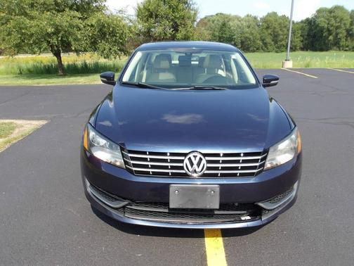 Blue 2013 Volkswagen Passat TDI SE 4dr Sedan 6A w/ Sunroof