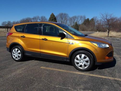 2016 Ford Escape S