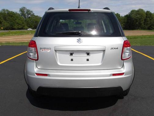 Quicksilver Metallic 2008 Suzuki SX4 Convenience Regional Edition