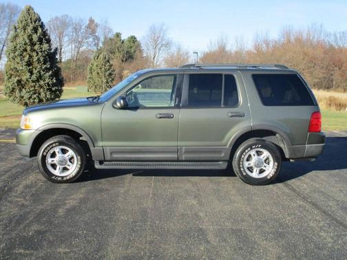 2003 Ford Explorer XLT