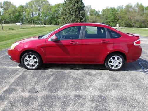 Maroon 2009 Ford Focus SES