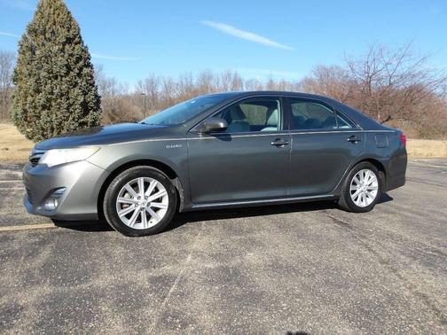 2012 Toyota Camry Hybrid XLE