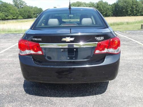 2012 Chevrolet Cruze LS