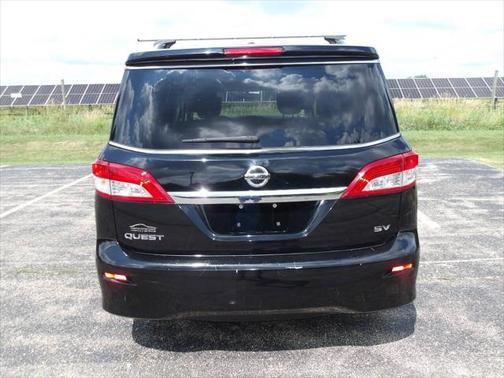 2017 Nissan Quest SV