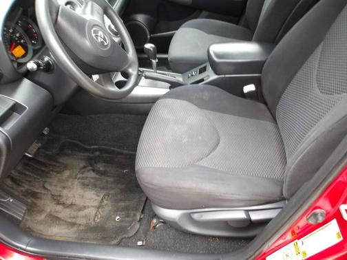 2007 Toyota RAV4 Sport