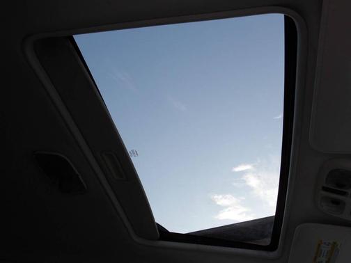 White 2009 Ford Escape XLT