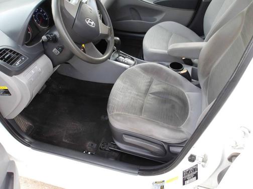 2015 Hyundai Accent GLS