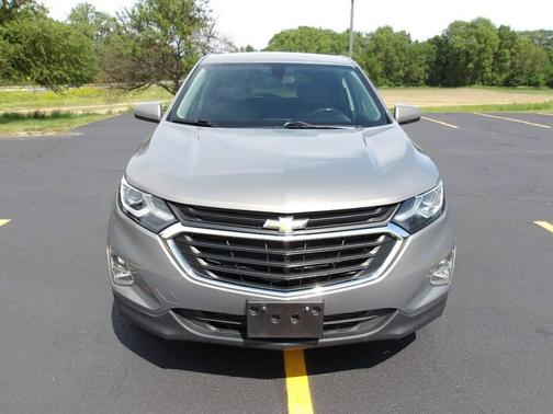 Gray 2018 Chevrolet Equinox LT