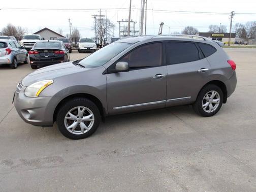 2011 Nissan Rogue SV