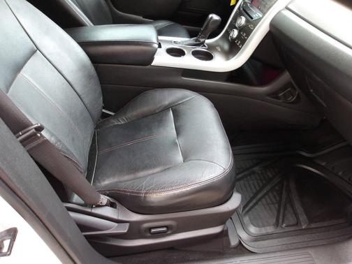 White 2012 Ford Edge SEL