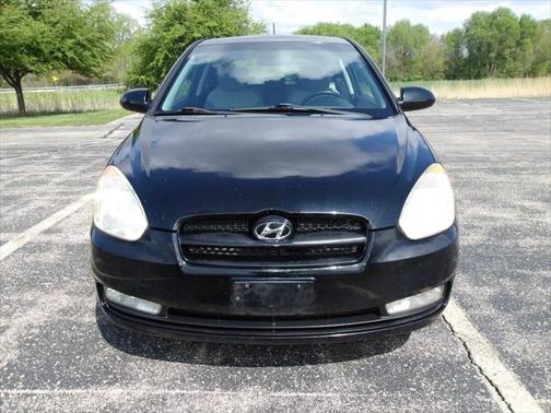 2009 Hyundai Accent SE