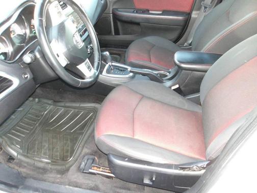 2011 Dodge Avenger Mainstreet