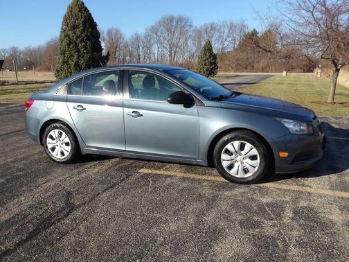 2012 Chevrolet Cruze LS