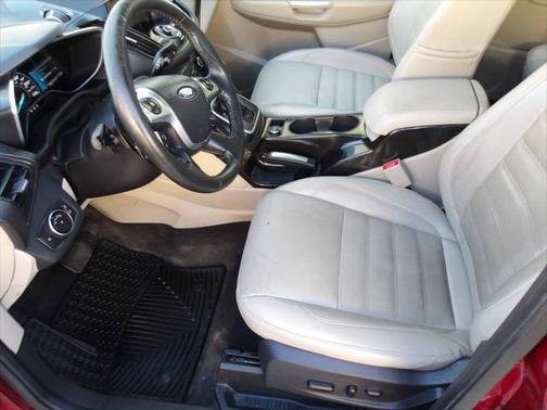 2017 Ford C-Max Energi Titanium