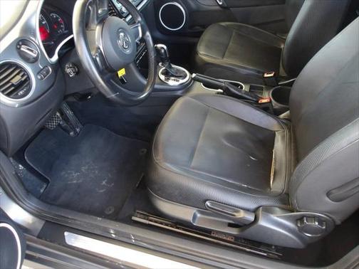 2012 Volkswagen Beetle 2.5L
