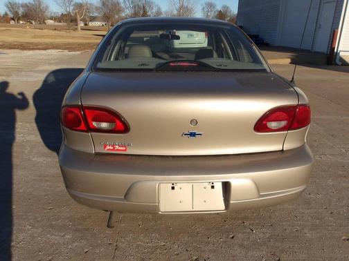 2001 Chevrolet Cavalier Base